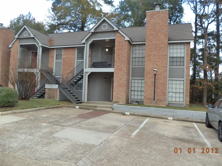2402 Sycamore Avenue #B2, Huntsville, TX 77340 - Image #2