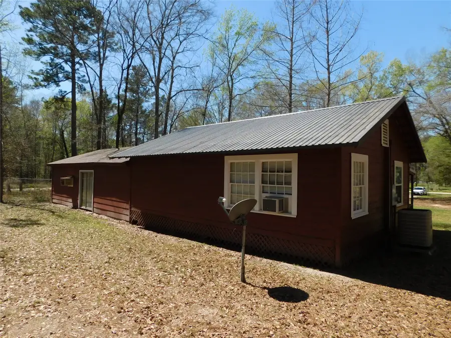 855 Bentwood Bend, Livingston, TX 77351 - #3