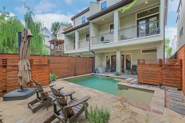 5217 Rose Street #A, Houston, TX 77007