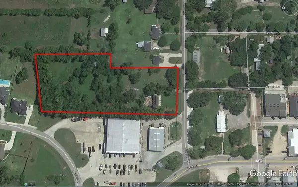 1062 Clepper, Montgomery, TX 77356