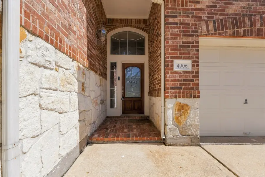 4006 Wolf Springs Court, Sugar Land, TX 77479 - #2