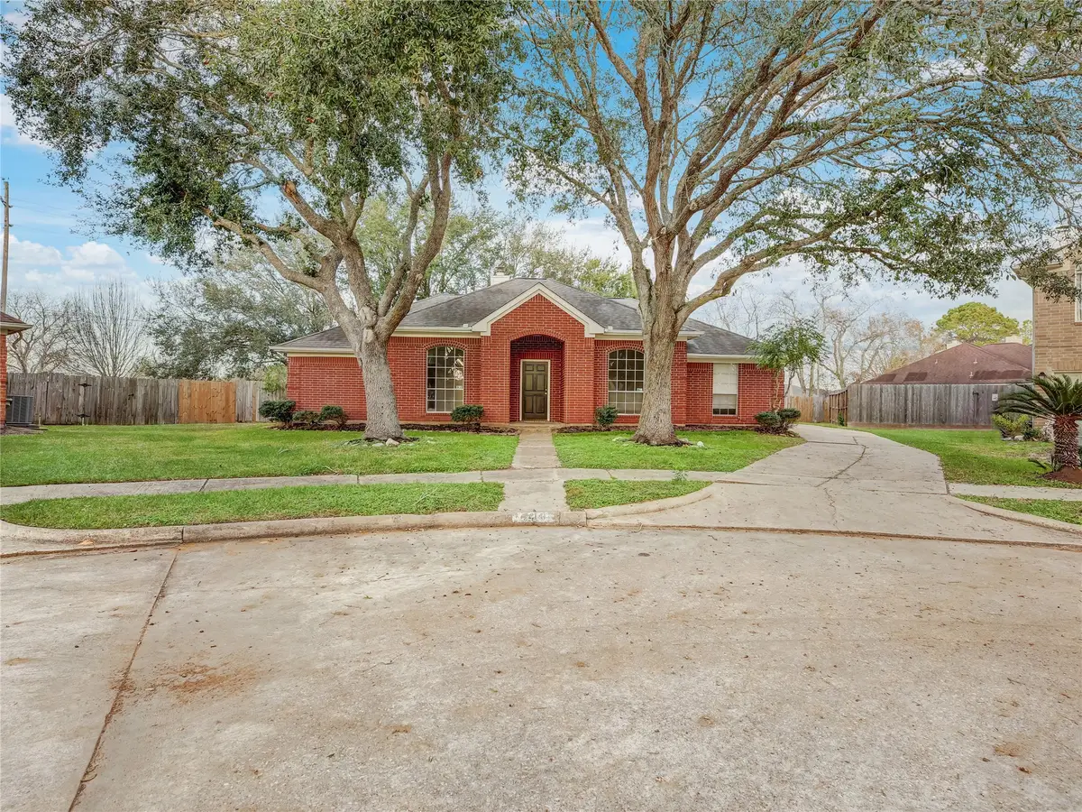 4418 W Thunderwood Circle, Fresno, TX 77545 - Image #1
