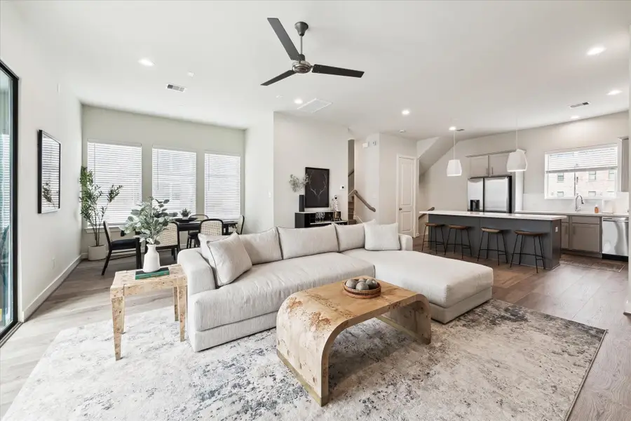 3913 Willowbend Point, Houston, TX 77025 - Image #3