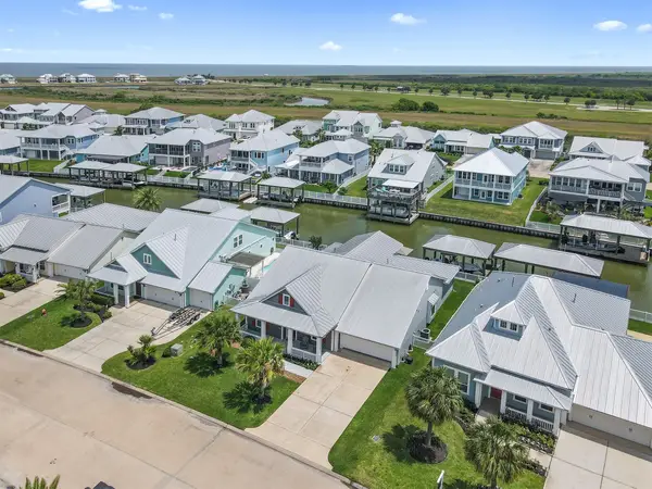 5125 Allen Cay Drive, Texas City, TX 77590