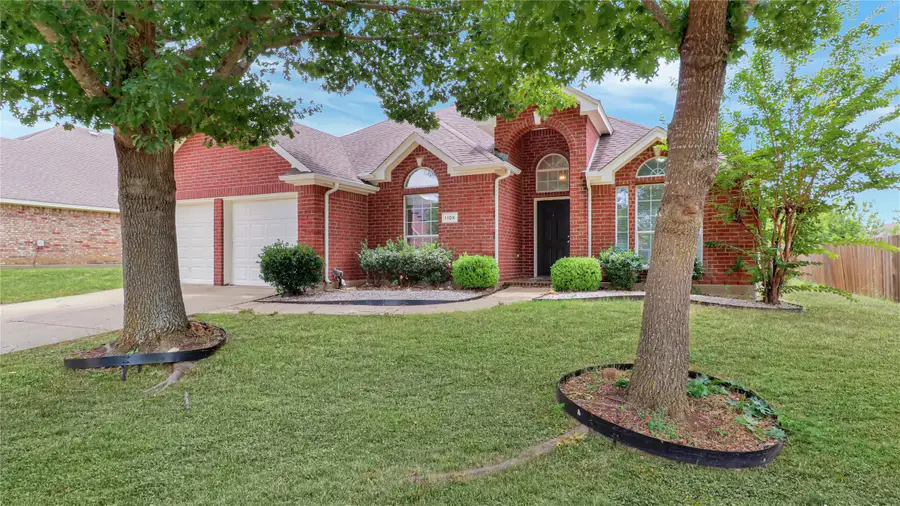 1106 Eastbrook Drive, Glenn Heights, TX 75154 - #2