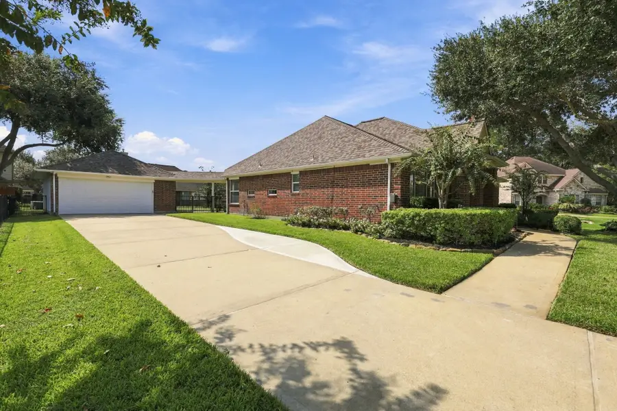 33211 Woodton Court, Fulshear, TX 77441 - #3