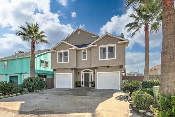 1095 Redfish Street, Bayou Vista, TX 77563