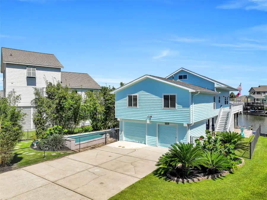 4310 Karankawa Way, Jamaica Beach, TX 77554 - #3