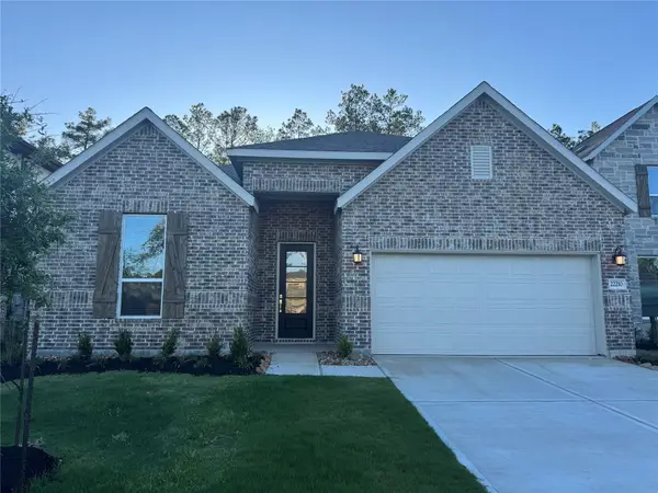 22210 Junction Peak Drive, Porter Heights, TX 77365