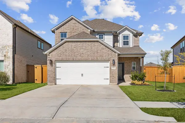 27015 Wandering Glen Ln, Katy, TX 77493