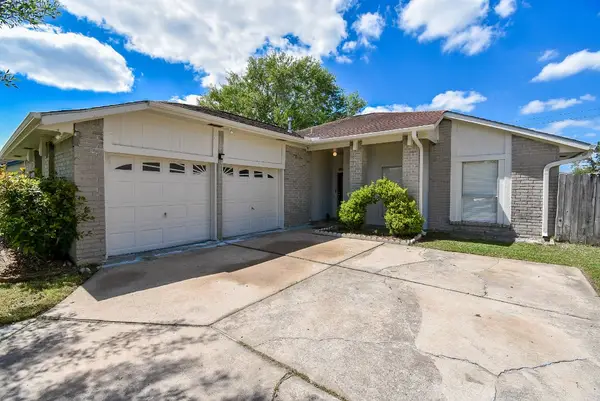 9527 Kingsvalley Street, Houston, TX 77075