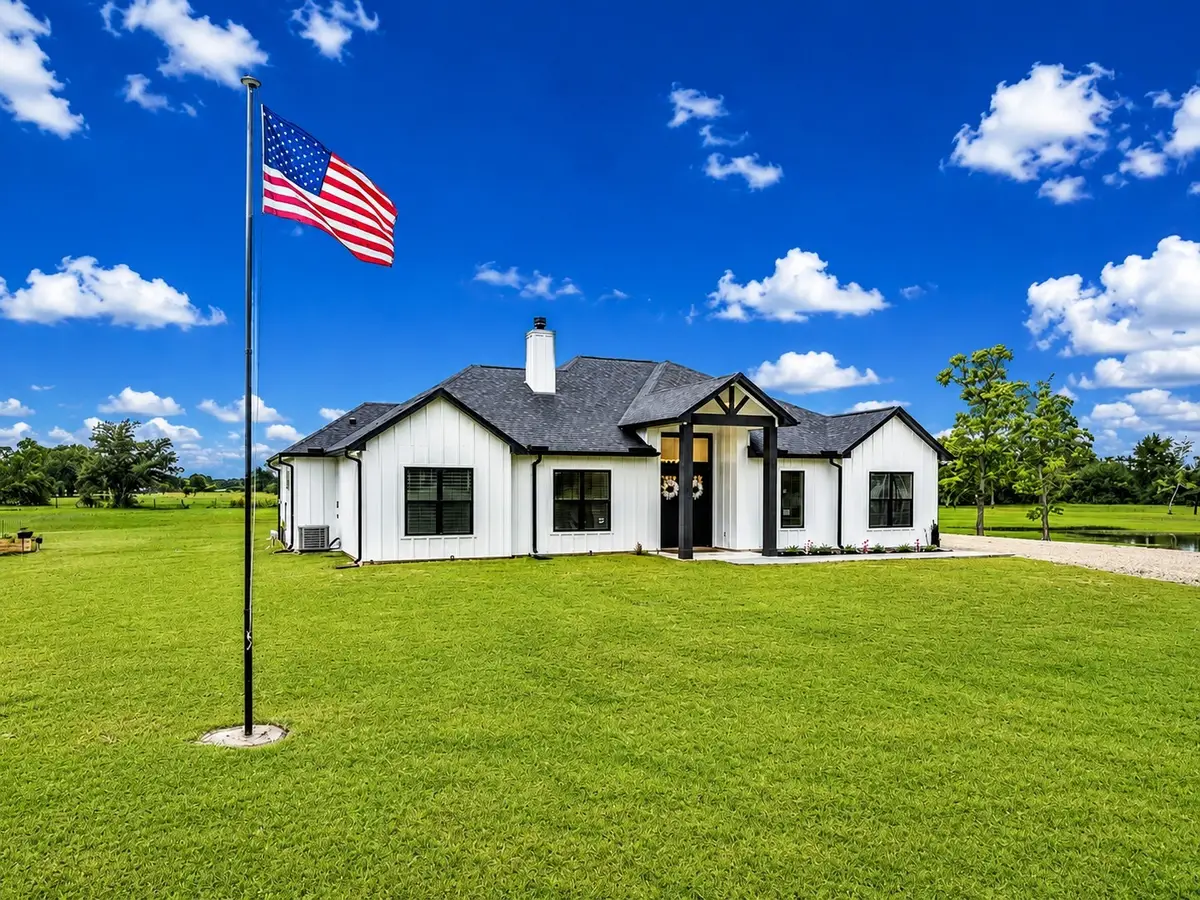 8228 Avenue L, Santa Fe, TX 77510 - #1