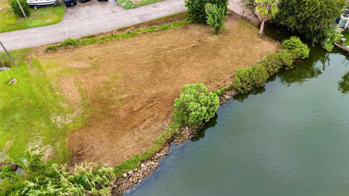 0000 Scenic Drive, Dickinson, TX 77539 - #1