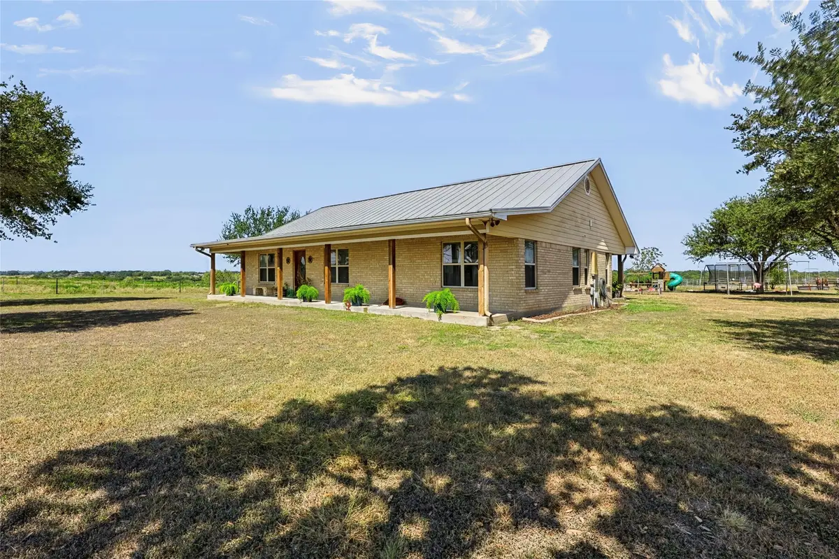 4800 Petter Rainosek Loop, La Grange, TX 78945 - #1