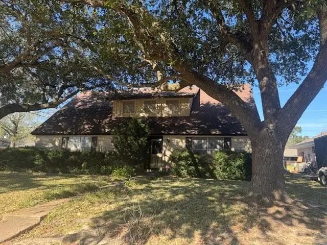 1948 W Kirby Avenue, Orange, TX 77632 - Image #2