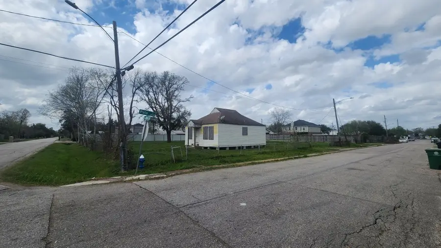 5802 Brookfield Drive, Houston, TX 77085 - #2