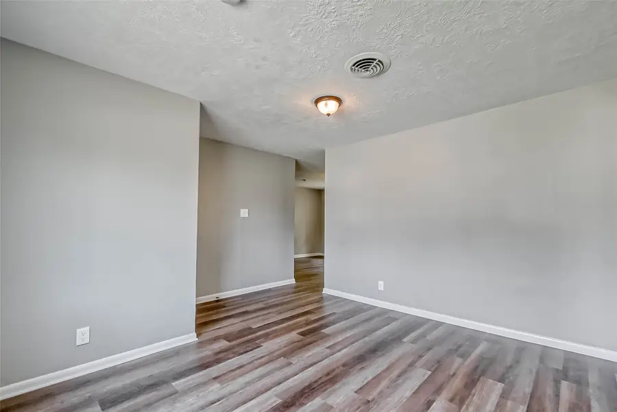 5606 Elm Springs Drive, Houston, TX 77048 - #3