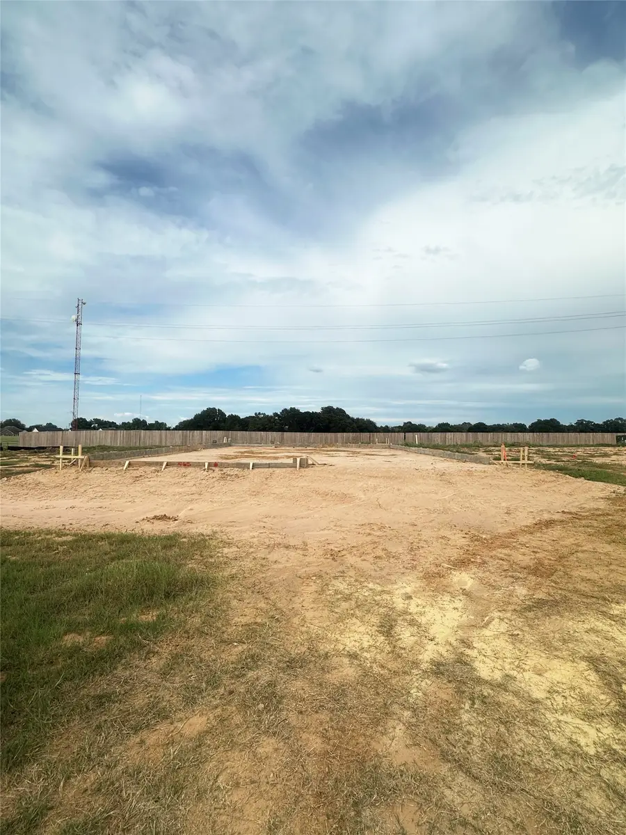 465 Hunters Crossing Drive, Sealy, TX 77474 - #2