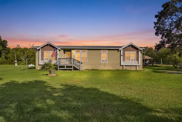 428 County Road 410, Dayton, TX 77535