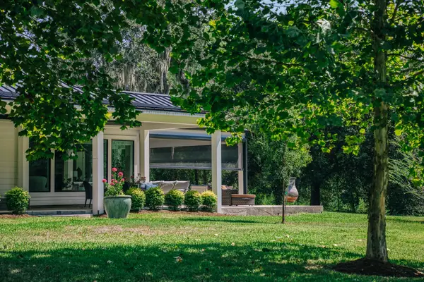 22984 Nichols Sawmill Road, Hockley, TX 77447