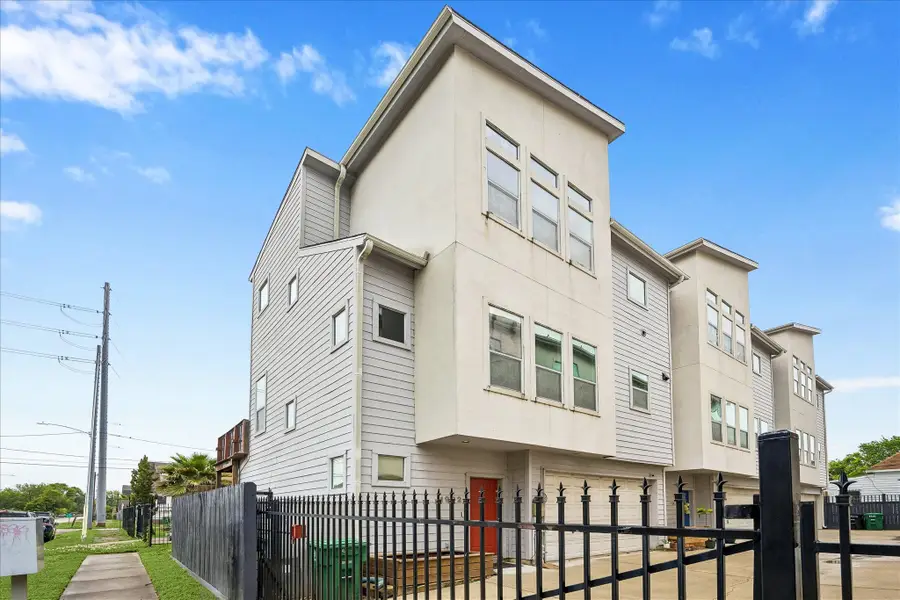 1902 Fletcher Street, Houston, TX 77009 - #2