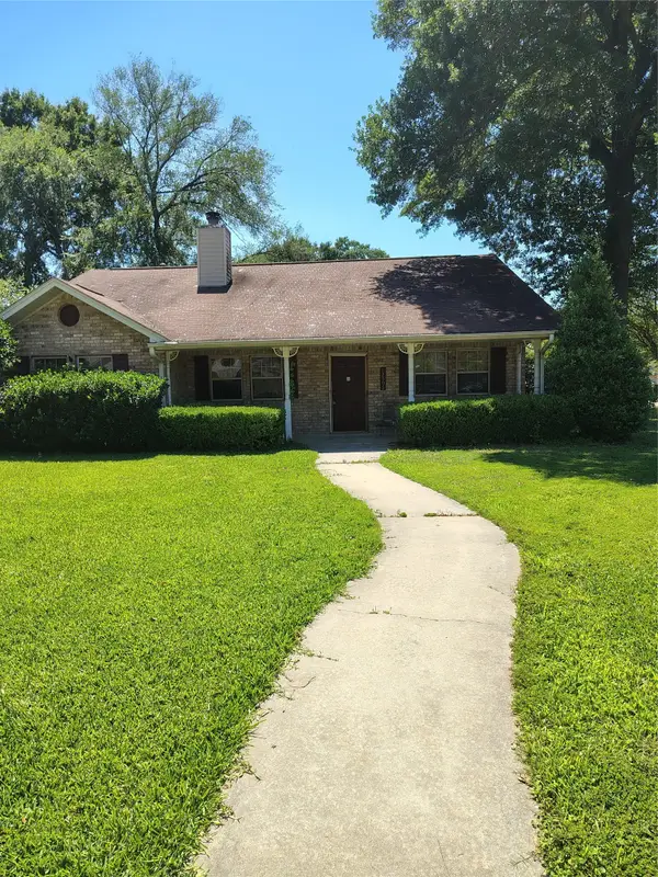 12595 E Sagittarius Drive E, Willis, TX 77318