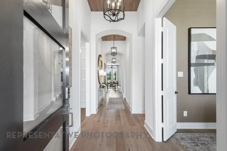 12115 Lake View Boulevard, Monterey Belvieu, TX 77523 - Image #2