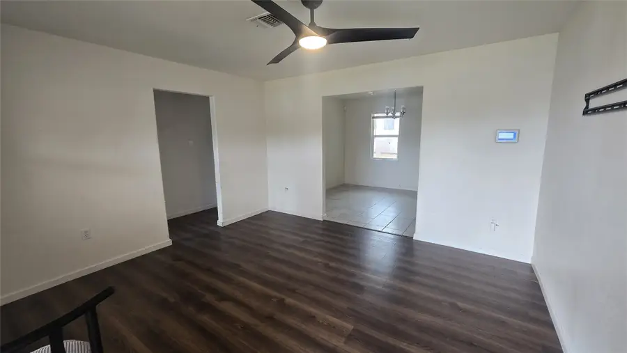 635 19th Street, Hempstead, TX 77445 - #3