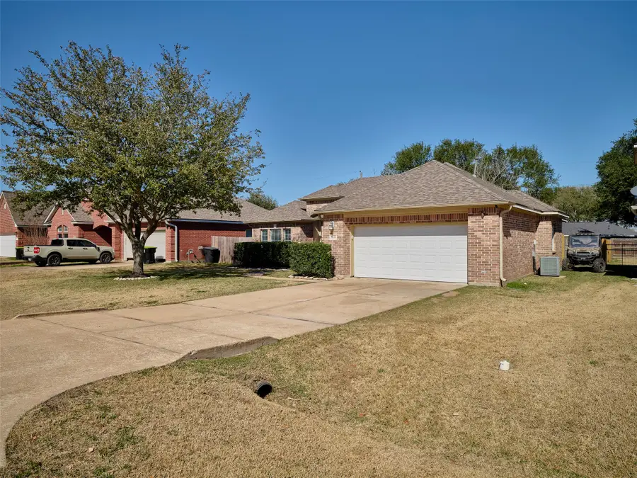 9315 Anna Street, Needville, TX 77461 - #3