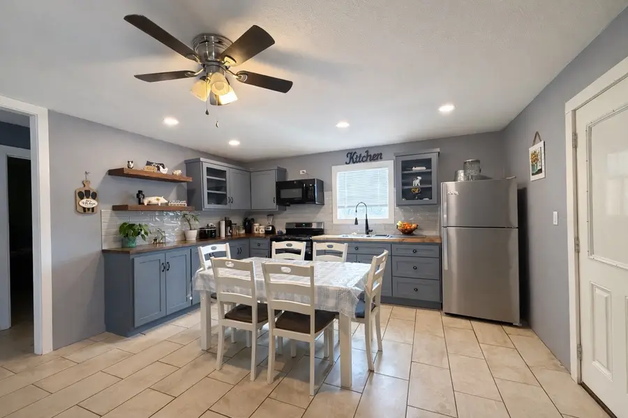 1010 Clay Circle, Somerville, TX 77879 - #2