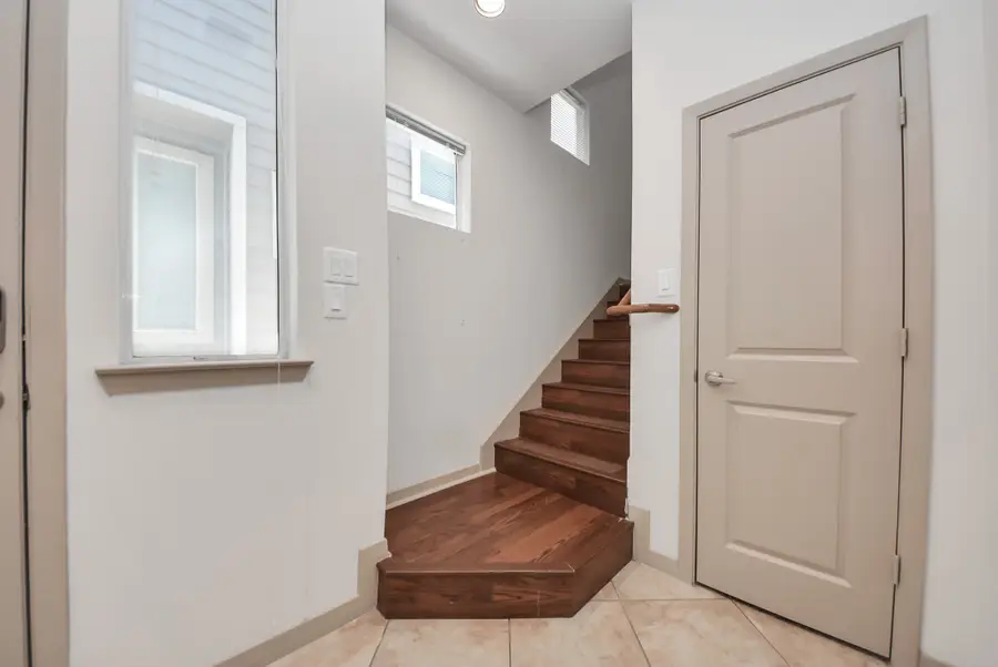 5326 Avenue J, Houston, TX 77011 - #3