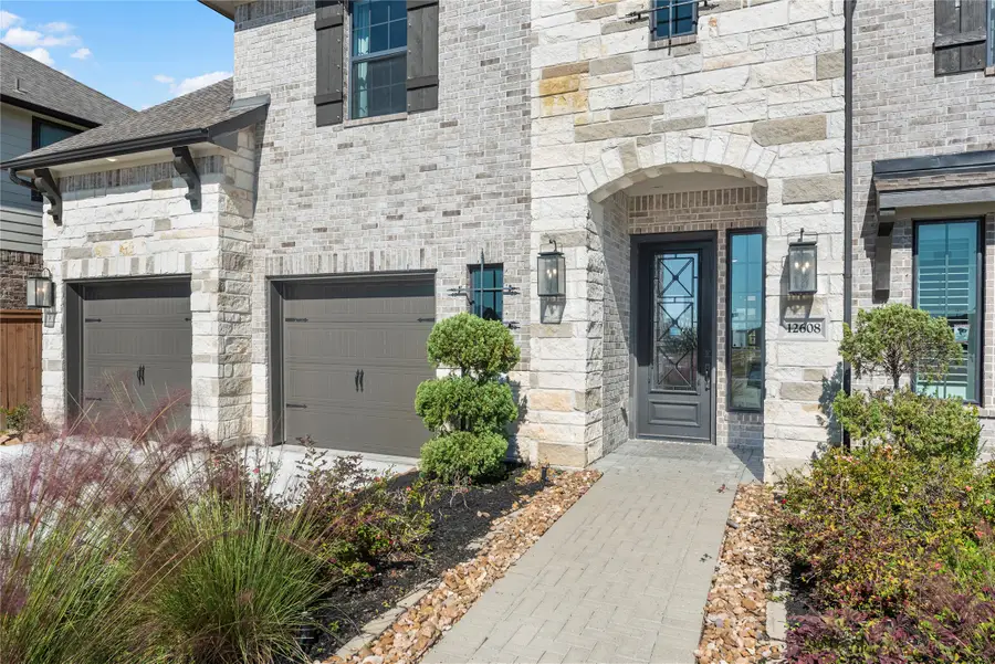 12608 Playa Cove Lane, Texas City, TX 77568 - Image #2
