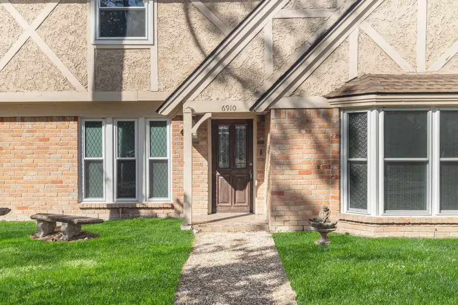 6910 Chancellor Drive, Spring, TX 77379 - Image #3