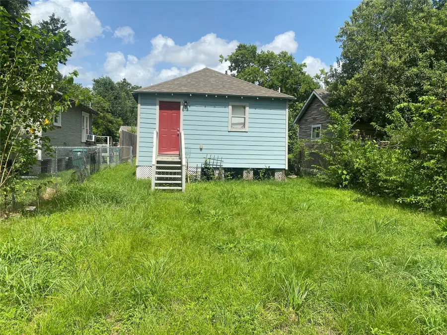 4601 Leffingwell Street #B, Houston, TX 77026 - #3
