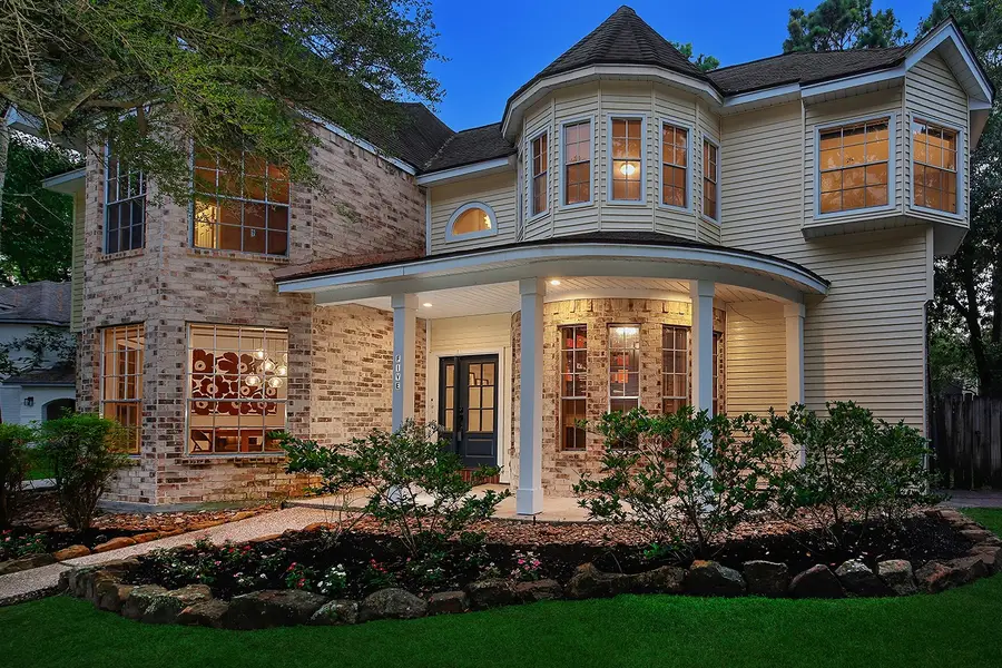 5 Indian Cedar Lane, The Woodlands, TX 77380 - Image #2