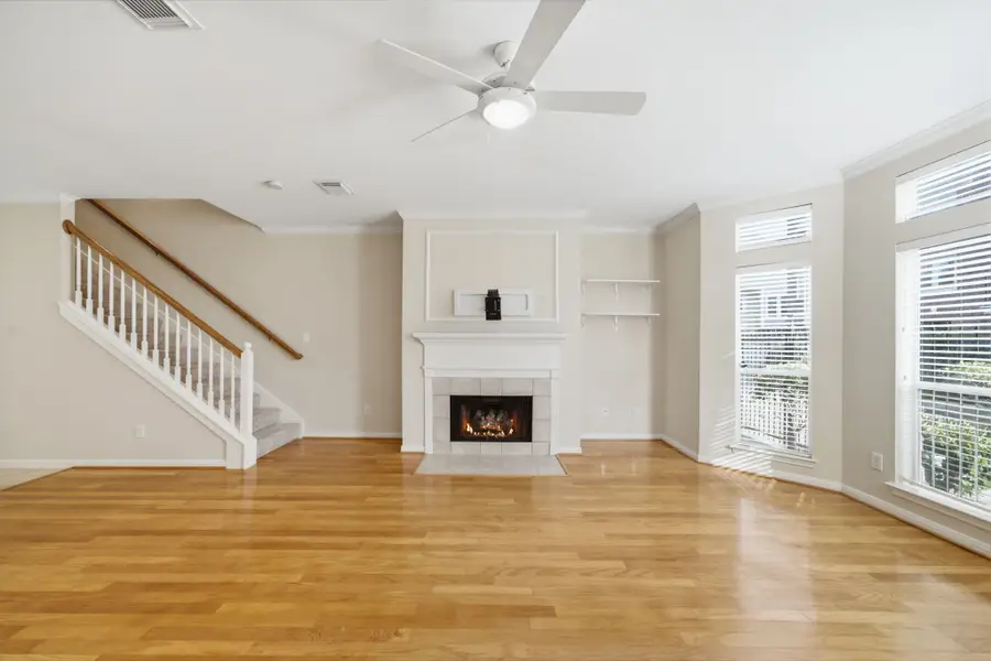 2110 Gillette Street, Houston, TX 77006 - #2