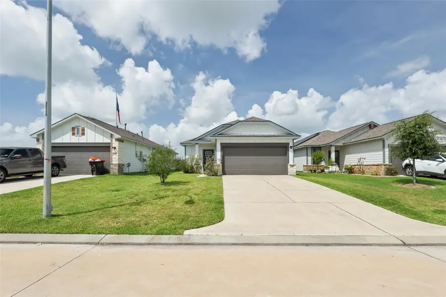 111 Tejas Village Parkway, Beasley, TX 77417 - #2