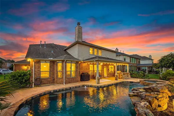 23502 Starbridge Lake Lane, Richmond, TX 77407