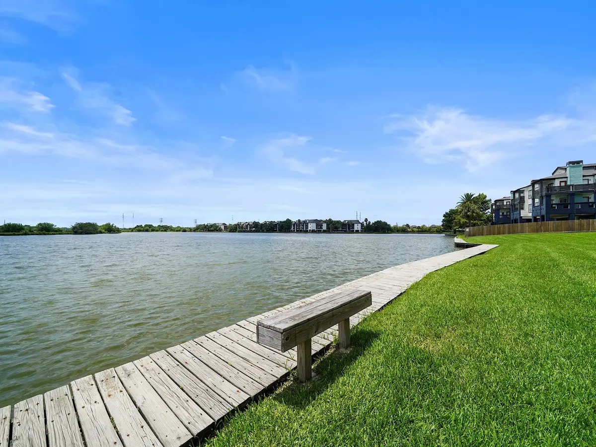 18800 Egret Bay Boulevard #207, Webster, TX 77058 - #1