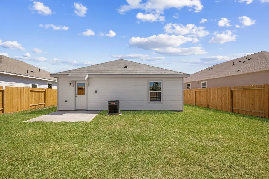 10387 Red Cardinal Drive, Cleveland, TX 77328 - Image #2