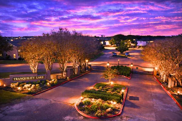 18800 Egret Bay Boulevard #808, Webster, TX 77058