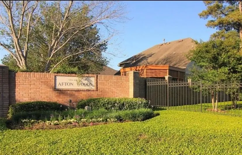 1211 Campton Court, Houston, TX 77055 - Image #3