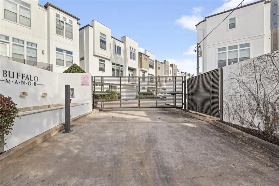 3120 Mitchell Landing Court, Houston, TX 77025 - Image #2