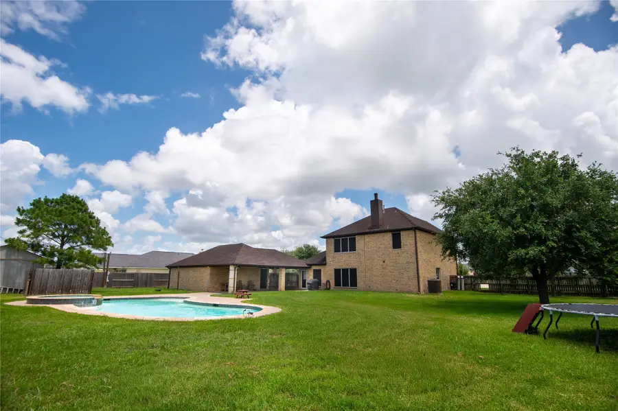 11206 Aaron Way, Needville, TX 77461 - #2