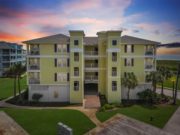 4241 Pointe West Drive #103, Galveston, TX 77554
