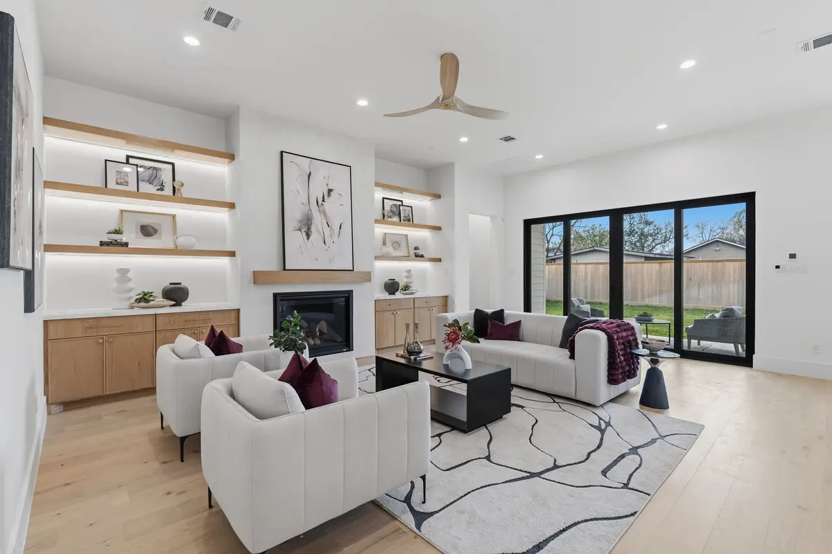 1933 Ridgemore Drive, Houston, TX 77055 - Image #1