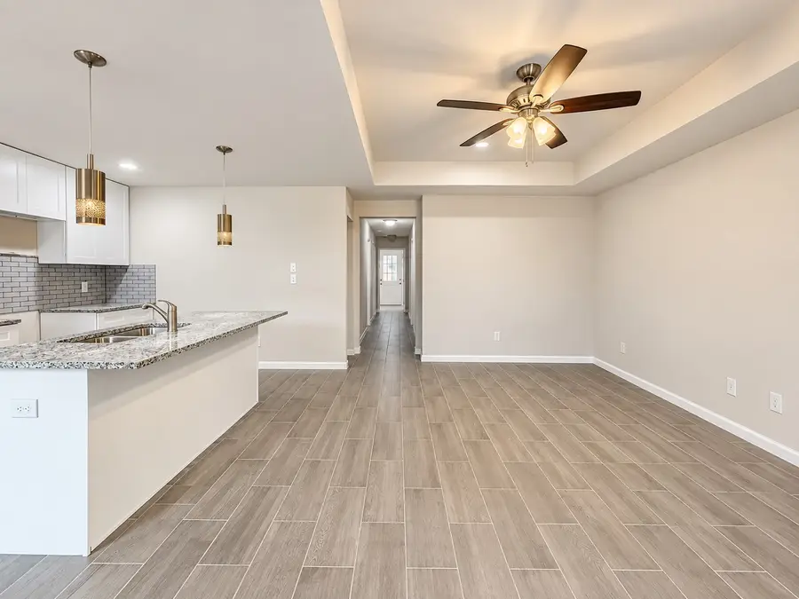 9119 Sherbourne Street, Houston, TX 77016 - #3