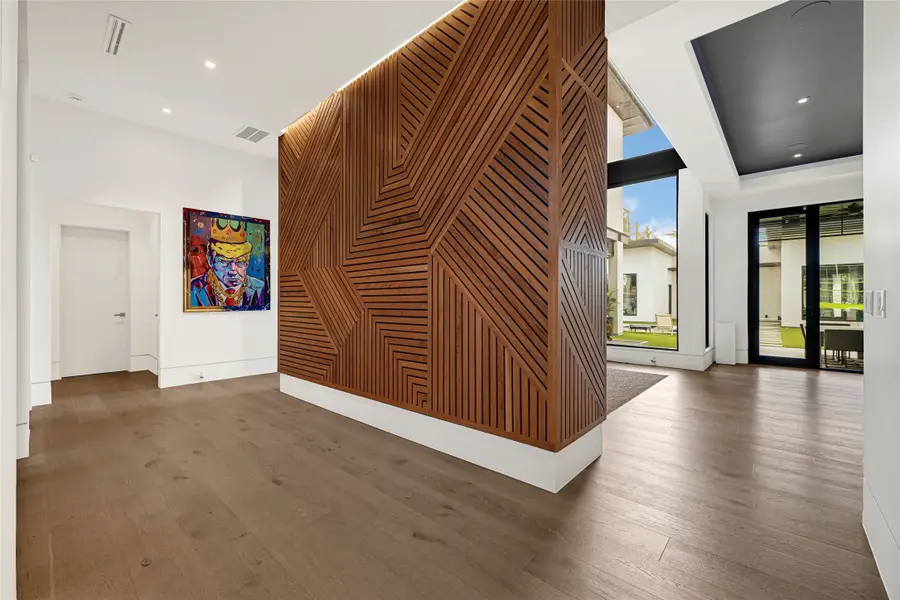 1025 Wakefield Drive, Houston, TX 77018 - Image #3