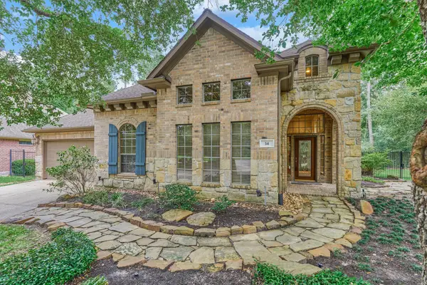 14 Mystic Pines Court, The Woodlands, TX 77382