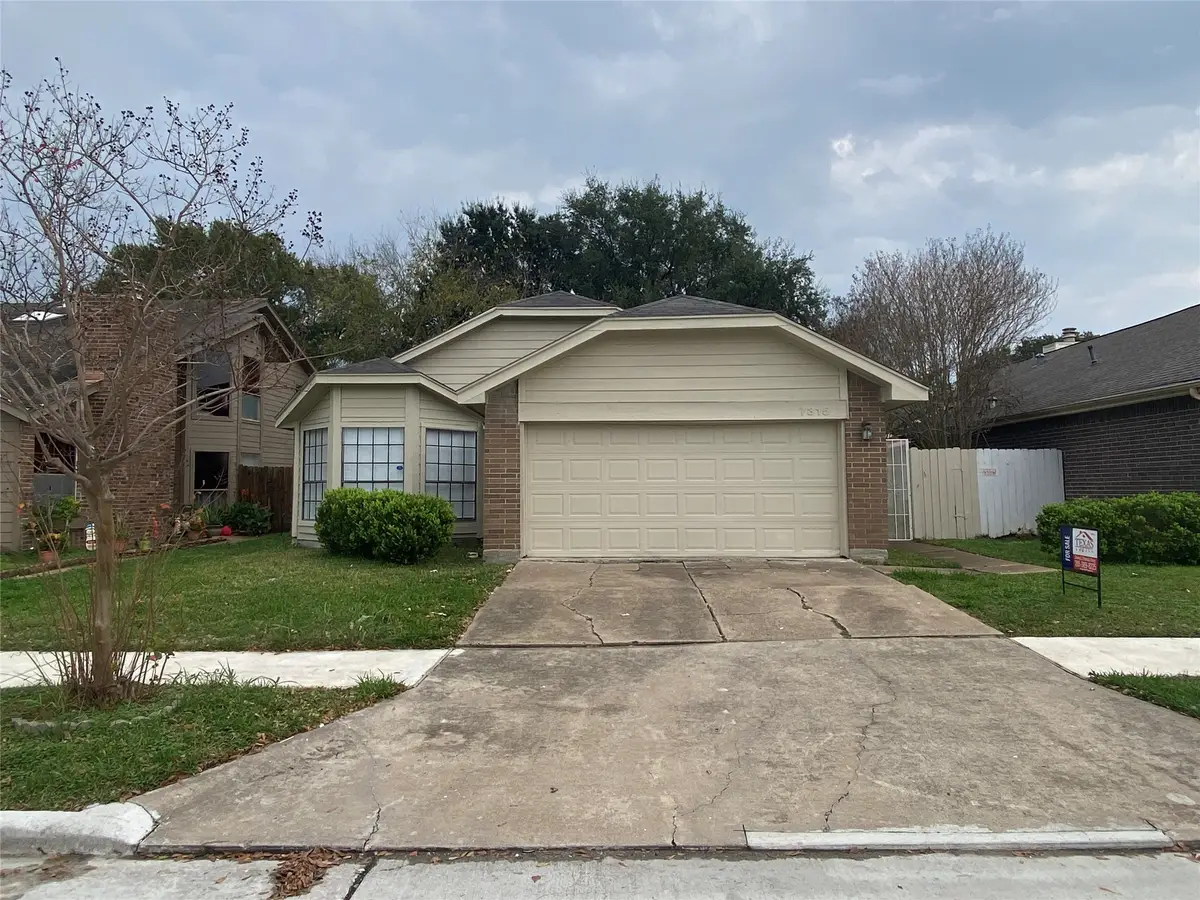 7315 Puerta Vallarta Drive, Houston, TX 77083 - Image #1